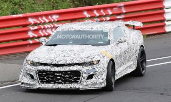 2018 Chevrolet Camaro Z/28 spy shots