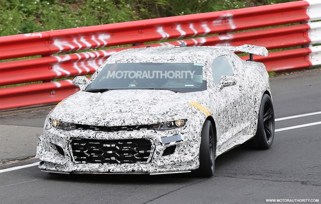 2018 Chevrolet Camaro Z/28 spy shots - Image via S. Baldauf/SB-Medien