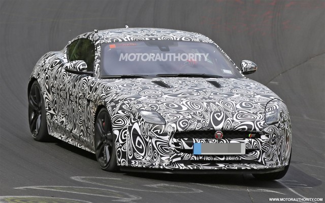 2018 Jaguar F-Type facelift spy shots - Image via S. Baldauf/SB-Medien 2018 Jaguar F-Type facelift spy shots - Image via S. Baldauf/SB-Medien