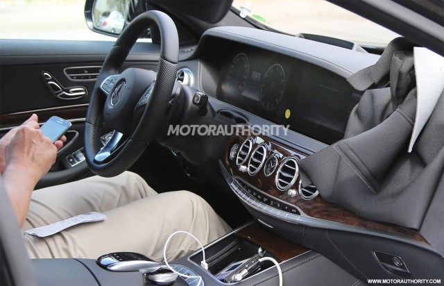 2018 Mercedes-Benz S-Class facelift spy shots - Image via S. Baldauf/SB-Medien