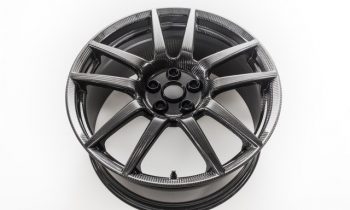 Close look at Ford GT’s carbon fiber wheels