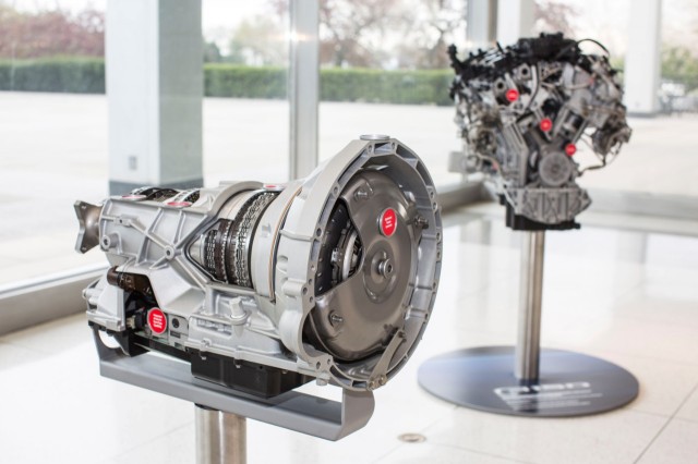 Ford 3.5-liter V-6 and 10-speed automatic transmission Ford 3.5-liter V-6 and 10-speed automatic transmission