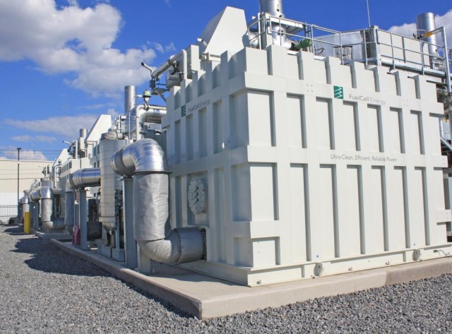 FuelCell Energy fuel-cell power plant (Photo by FuelCell Energy) FuelCell Energy fuel-cell power plant (Photo by FuelCell Energy)