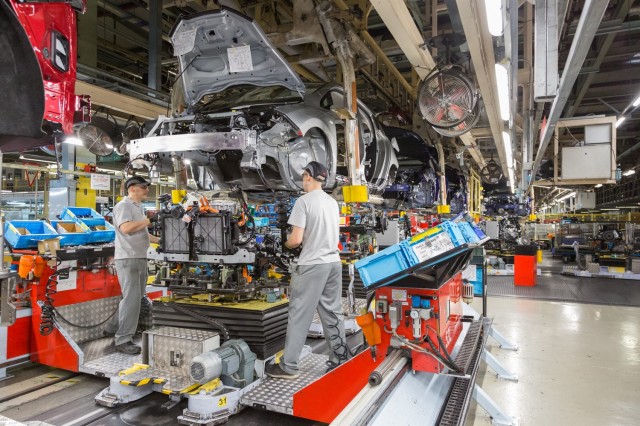 Nissan Leaf electric-car assembly at Sunderland, U.K., plant