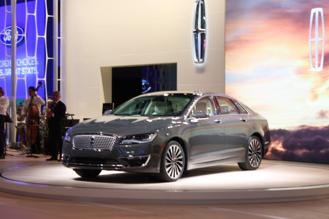 2017 Lincoln MKZ, 2015 Los Angeles Auto Show