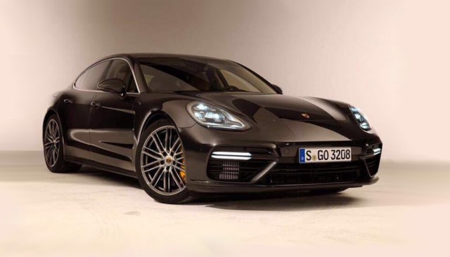 2017 Porsche Panamera Turbo leaked - Image via Motor1