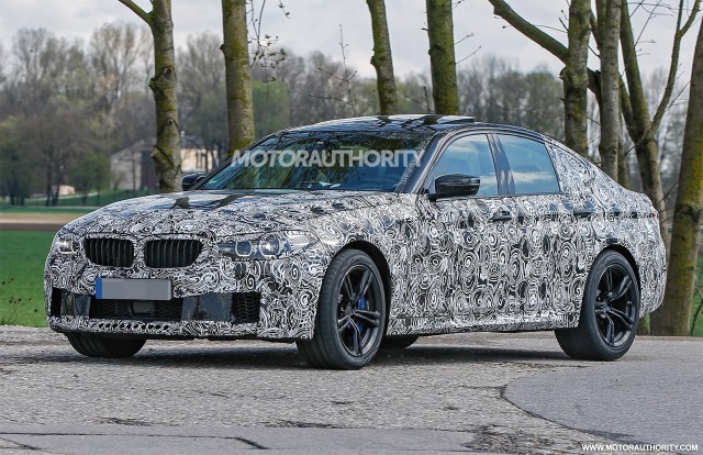 2018 BMW M5 spy shots - Image via S. Baldauf/SB-Medien