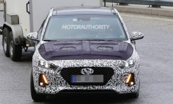 2018 Hyundai Elantra GT (i30) spy shots