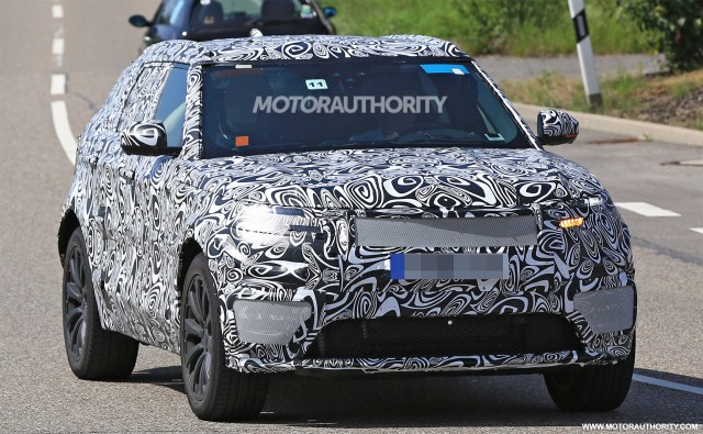 2018 Land Rover Range Rover Sport Coupe spy shots - Image via S. Baldauf/SB-Medien