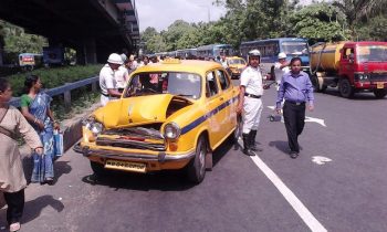 Why few offer to help the injured after car crashes in India
