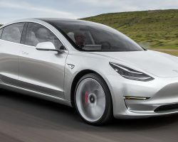 EXCLUSIVE: Tesla Model S, 3 and X at Gigafactory 1! – Motor Trend Presents