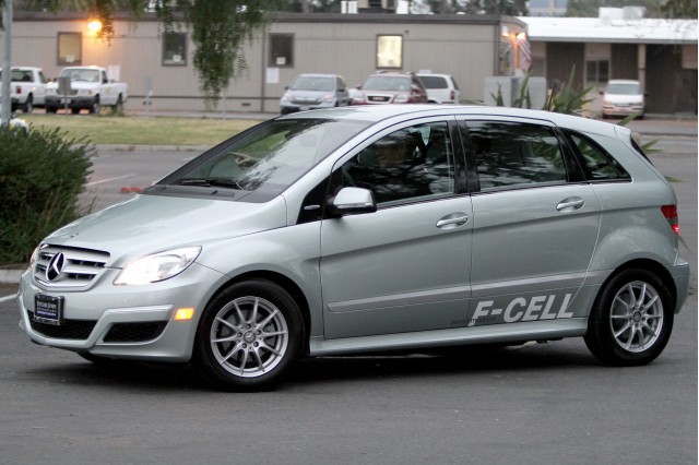 First Mercedes-Benz B-Class F-Cell hydrogen fuel-cell vehicle delivery, Newport Beach, Dec 2010