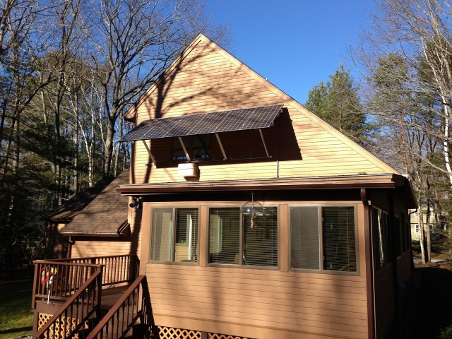 Photovoltaic solar panels on house [photo: Marc Lausier]