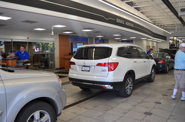 2016 Honda Pilot Touring long-term road test, first service stop