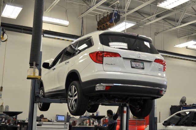 2016 Honda Pilot Touring long-term road test, first service stop