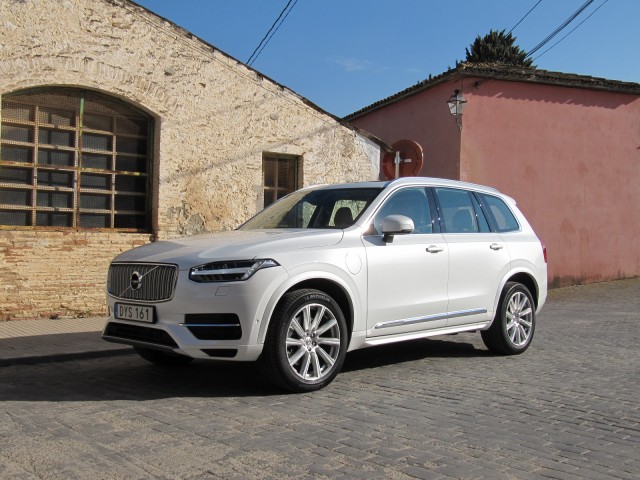 2016 Volvo XC90 T8 'Twin Engine' plug-in hybrid, Spain, Feb 2015 2016 Volvo XC90 T8 'Twin Engine' plug-in hybrid, Spain, Feb 2015