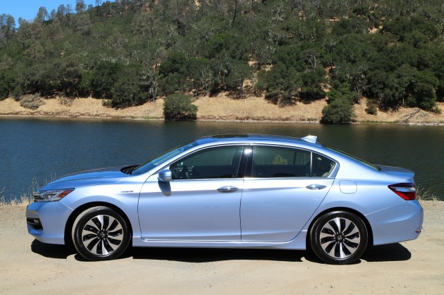 2017 Honda Accord Hybrid, Napa Valley, California, Jul 2016