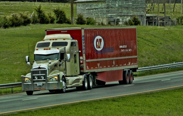 Kenworth big rig (photo by Raymond Clarke Images via Flickr) Kenworth big rig (photo by Raymond Clarke Images via Flickr)