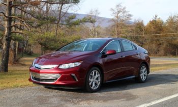 Electric car emissions, 100,000 Chevy Volts, Tesla throwdown, VW diesel tests: The Week in Reverse