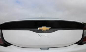 Tesla Gigafactory tour, 100k Chevy Volts, Nikola One semi truck: Today's Car News