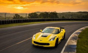 Corvette plug-in hybrid, Chinese elevated bus, Tesla Gigafactory energy: Today's Car News