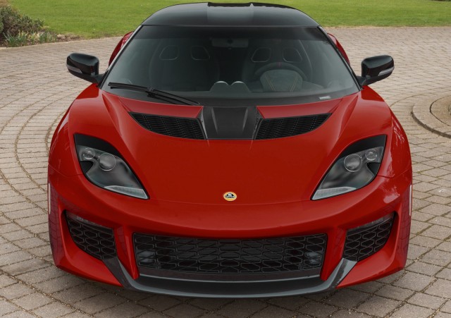 2017 Lotus Evora 400 with Carbon Pack