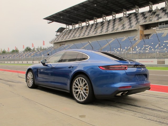 2017 Porsche Panamera, Technical Backgrounder, July 2016