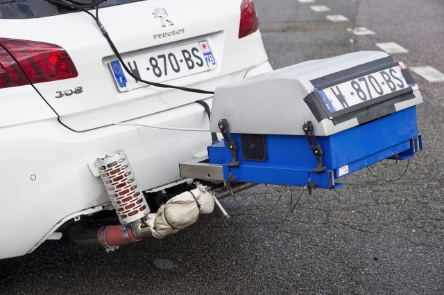 Portable Emissions Measurement Systems (PEMS) on a Peugeot 308