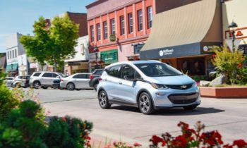 2017 Chevy Bolt EV price: electric car starts at $37,495 before incentives (as promised)