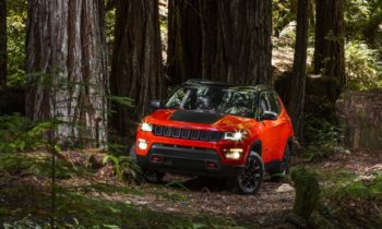 2017 Jeep Compass first look