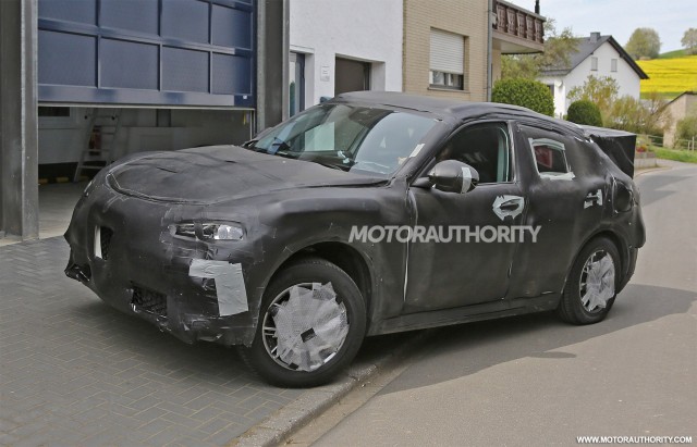 2018 Alfa Romeo Stelvio spy shots - Image via S. Baldauf/SB-Medien