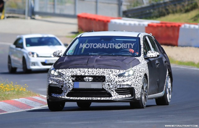 2018 Hyundai i30 N spy shots - Image via S. Baldauf/SB-Medien