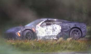 Should the C8 Chevrolet Corvette offer a manual transmission?