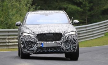 2019 Jaguar F-Pace SVR spy shots