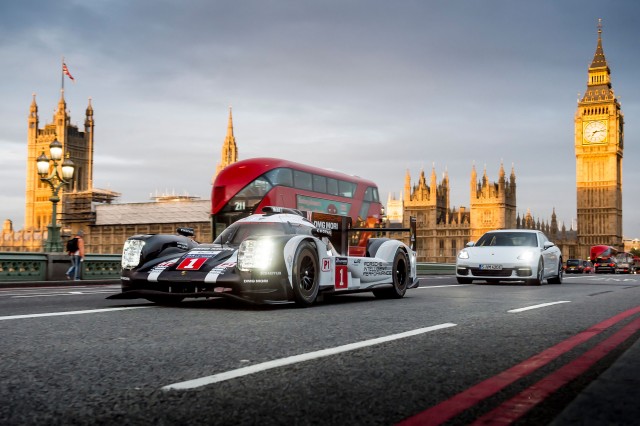 Mark Webber driving a 2016 Porsche 919 Hybrid in London