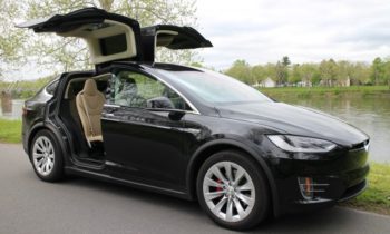 Green Car Reports' 2017 Best Car To Buy nominee: Tesla Model X