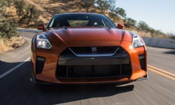 2017 Nissan GT-R Hot Lap! – 2016 Best Driver’s Car Contender