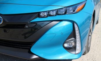 2017 Toyota Prius Prime, Tesla Q3 deliveries, Mitsubishi GT-PHEV: Today's Car News