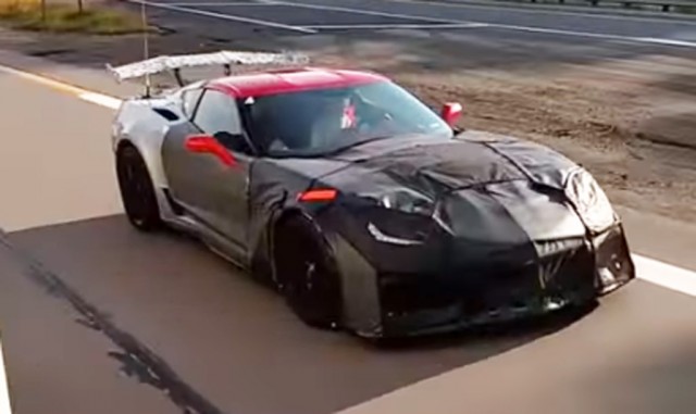 2018 Chevrolet Corvette ZR1 spy shots - Image via Indian Autos Blog
