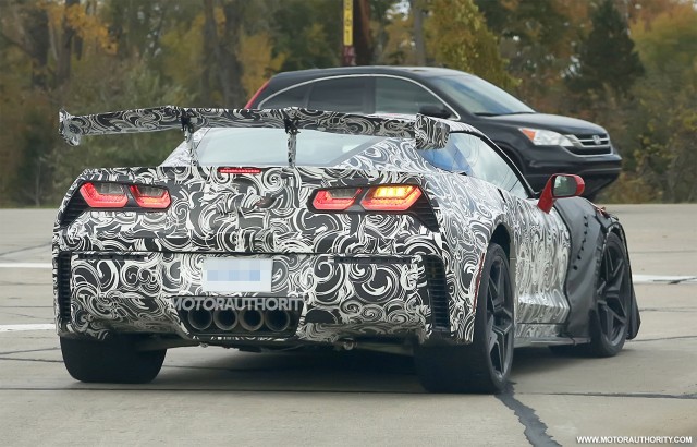 2018 Chevrolet Corvette ZR1 spy shots - Image via S. Baldauf/SB-Medien 2018 Chevrolet Corvette ZR1 spy shots - Image via S. Baldauf/SB-Medien