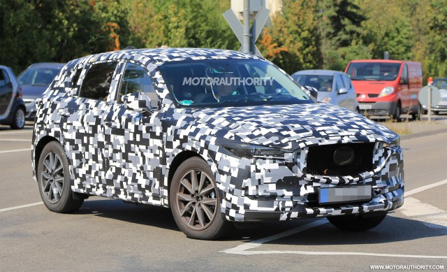 2018 Mazda CX-5 spy shots - Image via S. Baldauf/SB-Medien