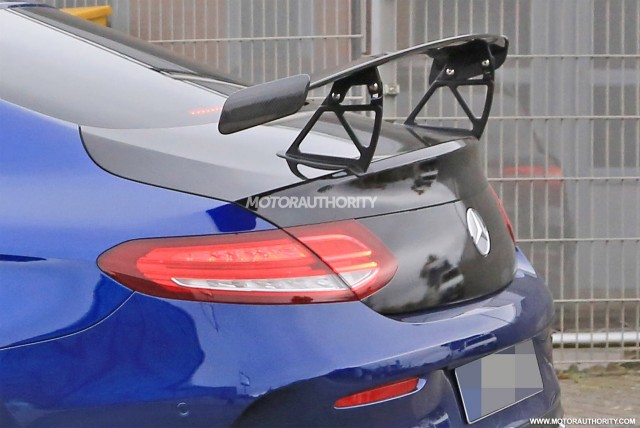 2018 Mercedes-AMG C63 R Coupe spy shots - Image via S. Baldauf/SB-Medien