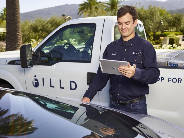 Bentley teams up with Filld to deliver fuel to customers