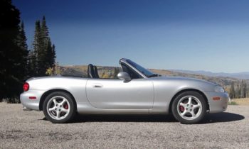 Mazda Miata/MX5 (2nd gen – NB) Sights & Sounds – Beauty, Exhaust, Fly-by
