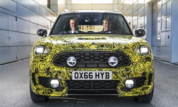 Plug-in hybrid next-generation Mini Countryman teased before launch