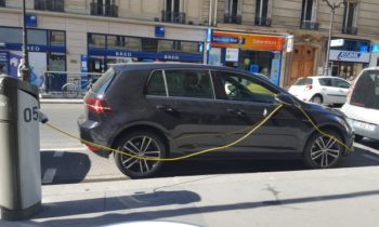 Curbside electric-car charging in Jersey City highlights importance for city drivers