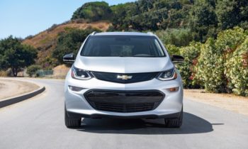 Electric-car range, Prius Prime vs Volt, Hyundai beats Toyota, Tesla on T'au: The Week in Reverse
