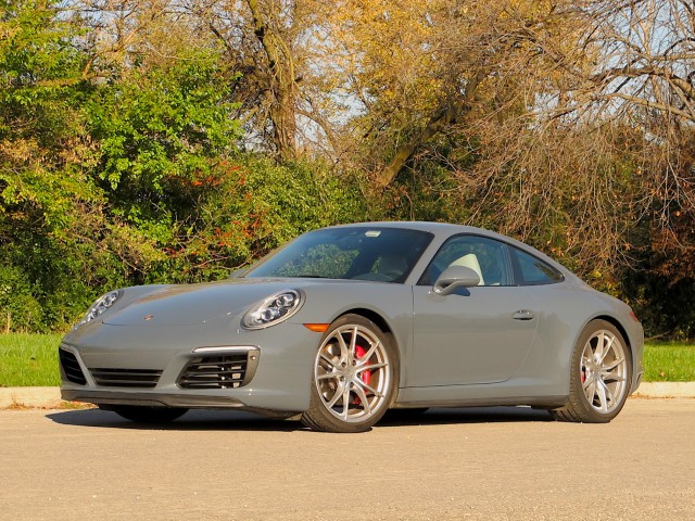 2017 Porsche 911 Carrera 4S
