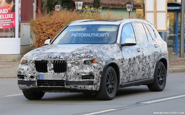 2018 BMW X5 spy shots - Image via S. Baldauf/SB-Medien