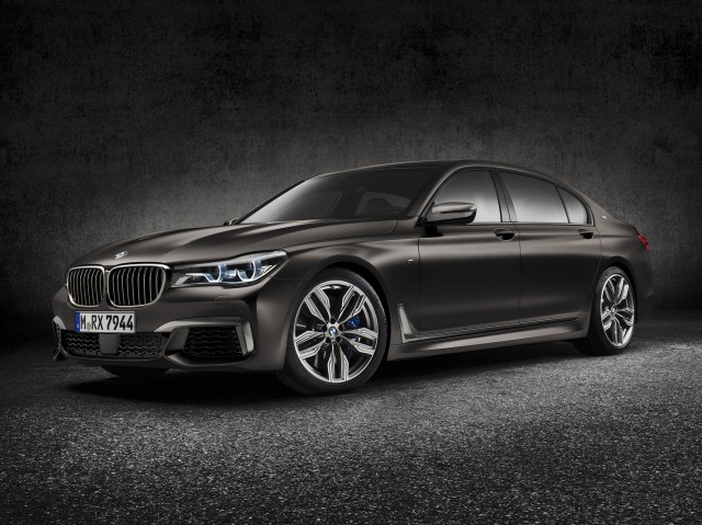 2017 BMW M760i xDrive